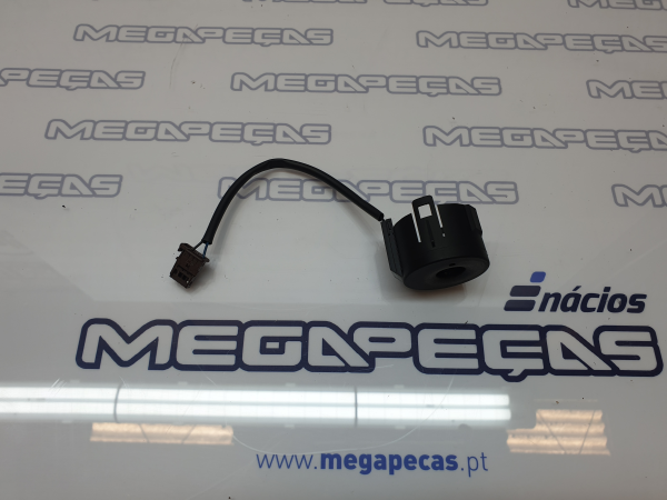 Antenne PEUGEOT 208