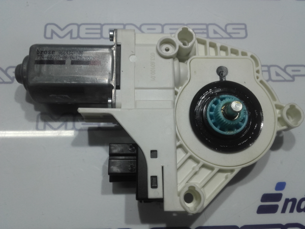 Motore alzacristallo anteriore destro AUDI Q5 (8R) Imagem-1