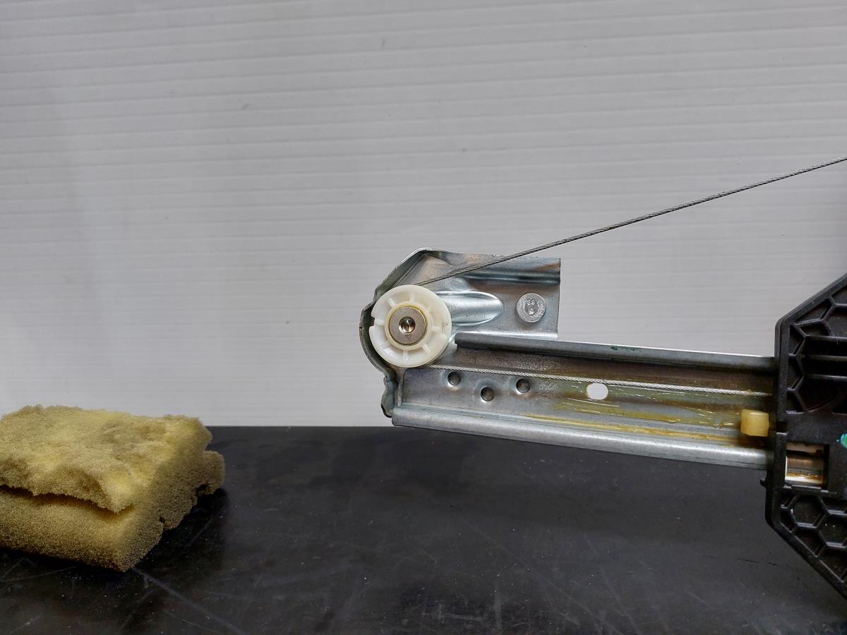 Elevador vidros frente esquerdo DACIA Logan MCV II (7S_) Imagem-1