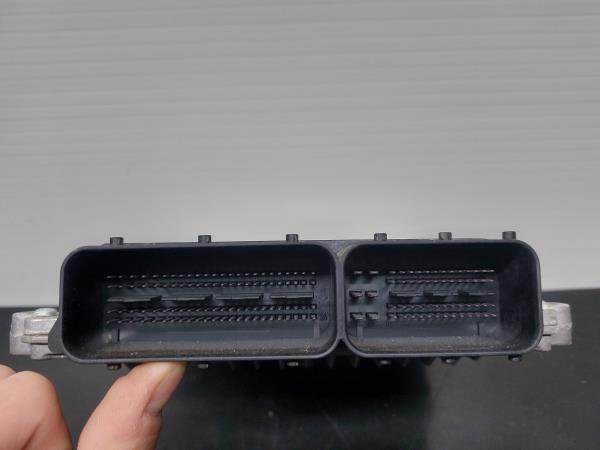 Centralina motor / ECU MERCEDES-BENZ CLS (C218) Imagem-2