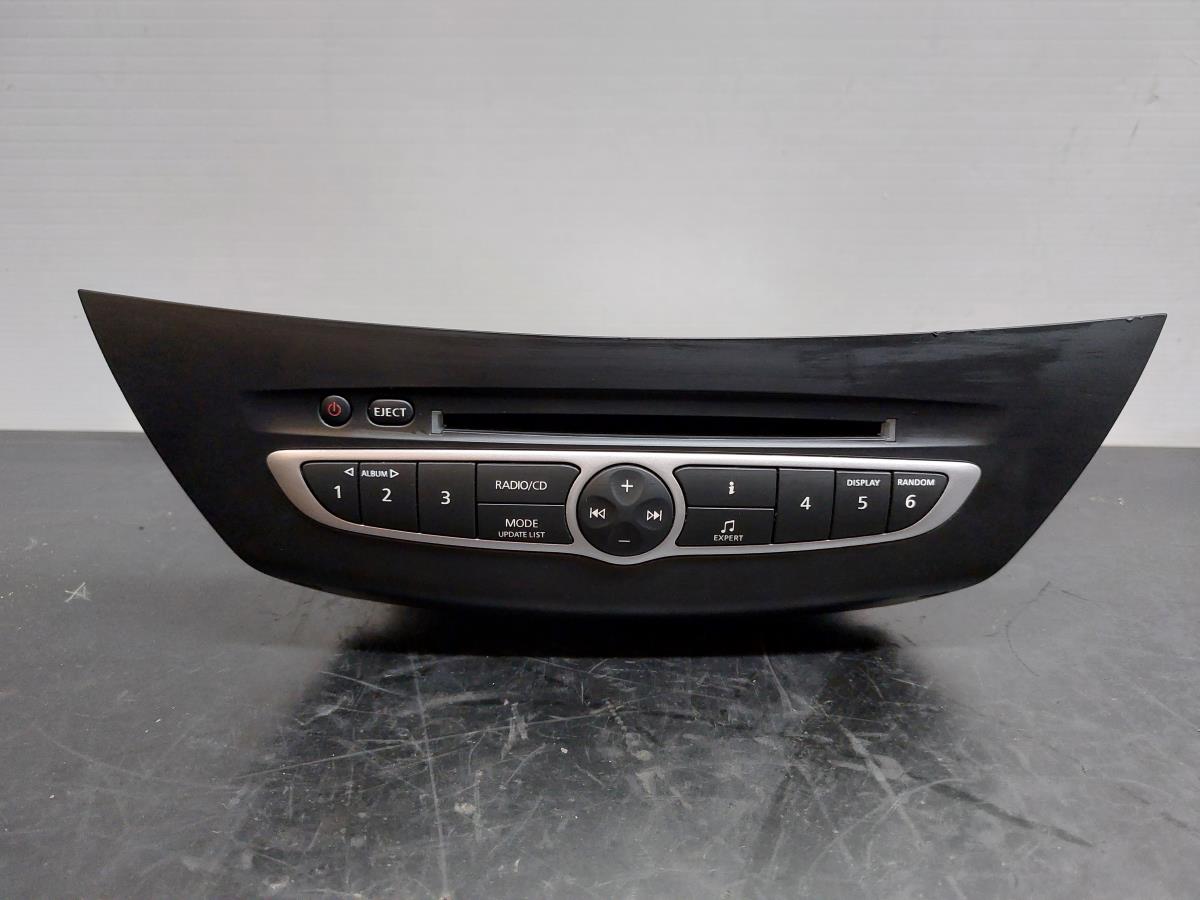 Rádio / auto-rádio RENAULT Laguna III (BT0/1)