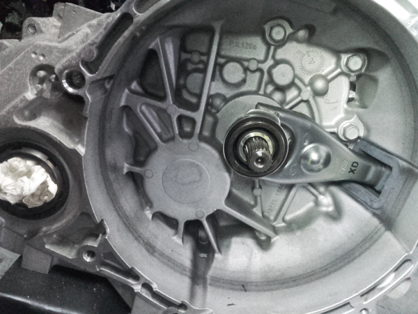 Caixa de velocidades manual HYUNDAI i30 (GD) Imagem-3