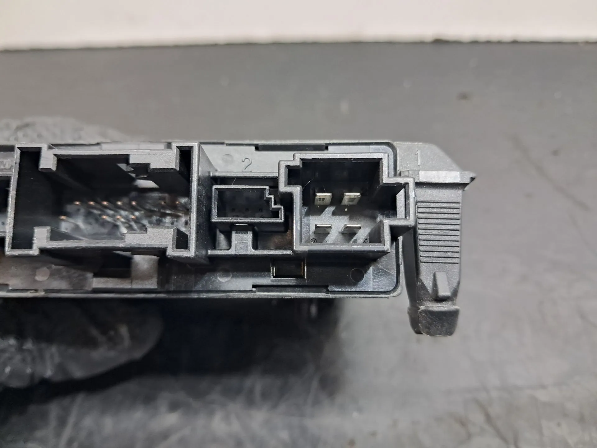 Módulo porta trás esquerdo MERCEDES-BENZ Classe C Carrinha (S203) Imagem-5