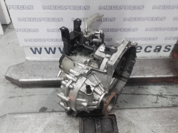 Caixa de velocidades manual SKODA Fabia I Break (6Y5)