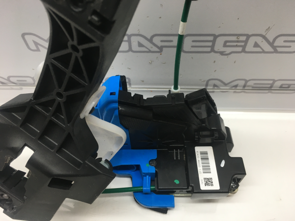 Cerradura / cierre puerta delantero derecho HYUNDAI i30 CW (GD)
