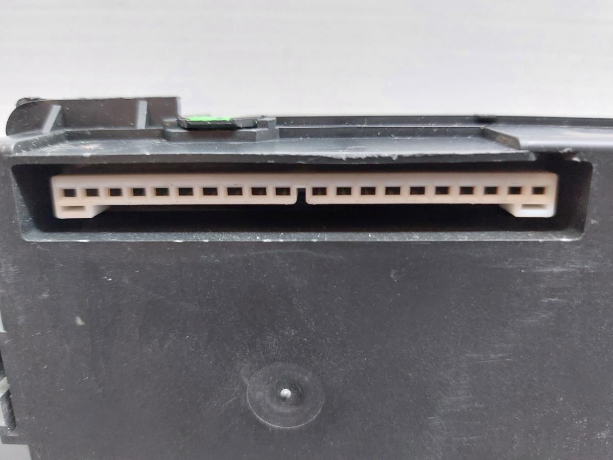 Boîte de fusibles / SAM / BSI SMART ForFour (454) Imagem-3