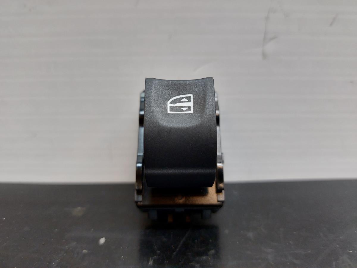 Right Front window control RENAULT Megane III (BZ0_)