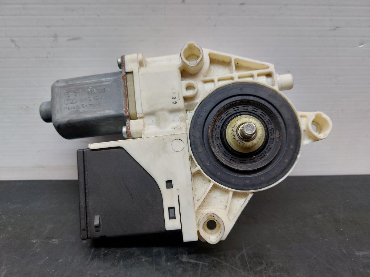 Left Rear  Door Window Regulator Motor RENAULT Megane III (BZ0_) Imagem-4