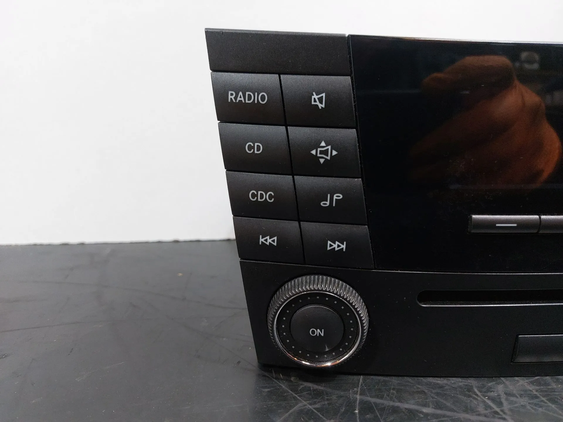 Rádio / auto-rádio MERCEDES-BENZ Classe E (W211) Imagem-2