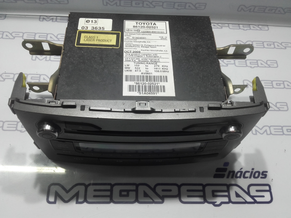 Car radio TOYOTA Auris Hatchback (_E15_) Imagem-1