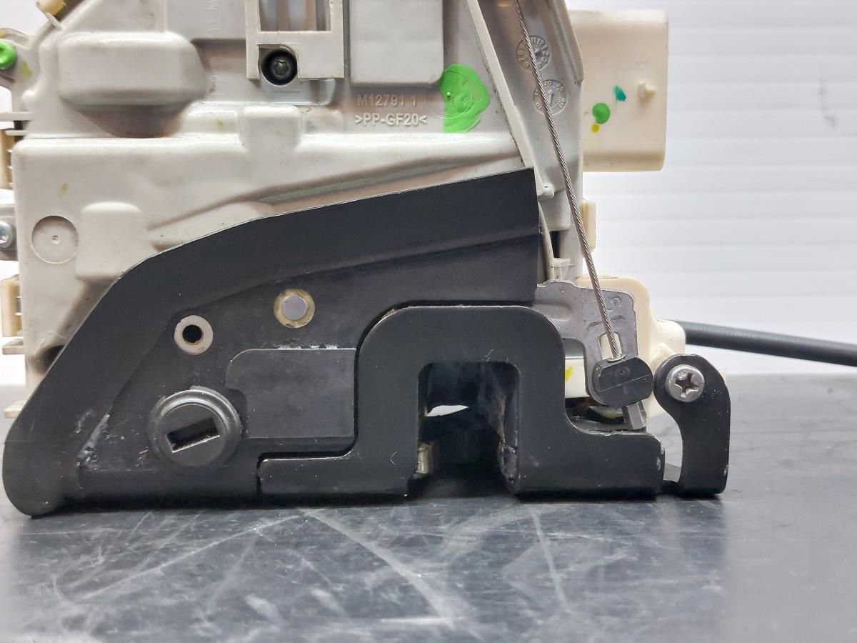 Rear Left Door Lock AUDI A4 Avant (8K5, B8) Imagem-9