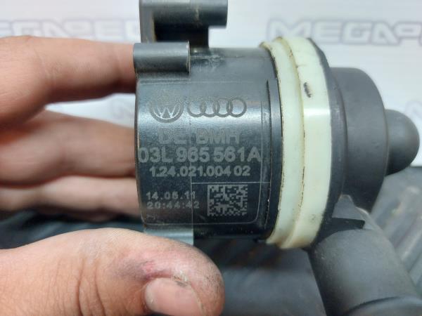 Bomba de agua AUDI A4 Avant (8K5, B8) Imagem-4