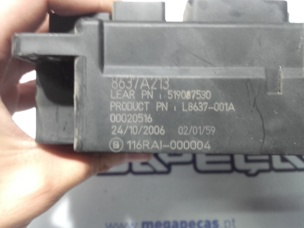 Caja fusibles / SAM / BSI MITSUBISHI Outlander II (CW_W) Imagem-2