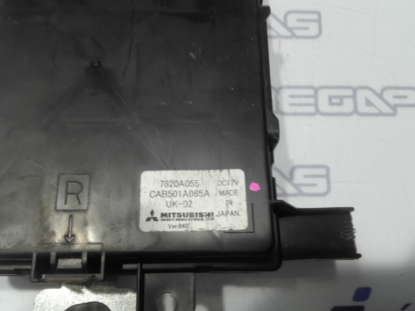 Module générique MITSUBISHI Outlander II (CW_W) Imagem-1