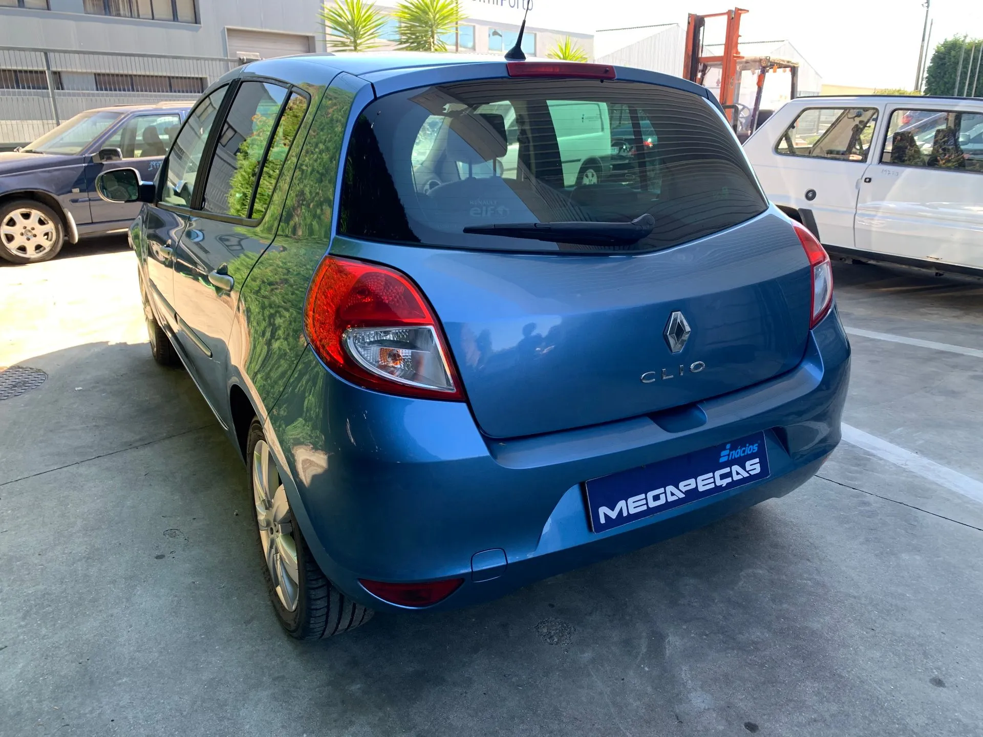Clio III  RENAULT Clio III (BR0/1, CR0/1)
