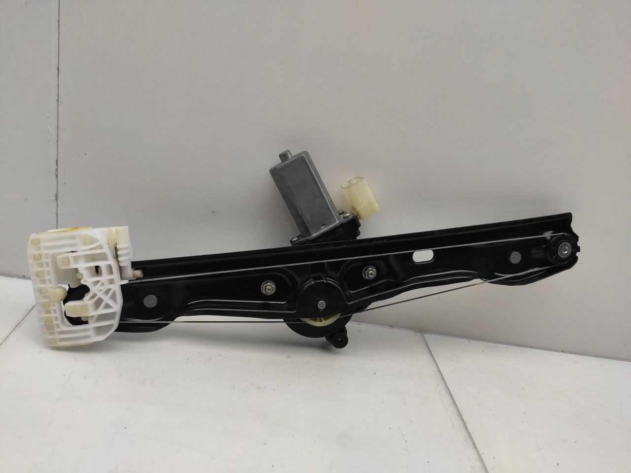Left rear window regulator BMW 1 (F20) Imagem-1