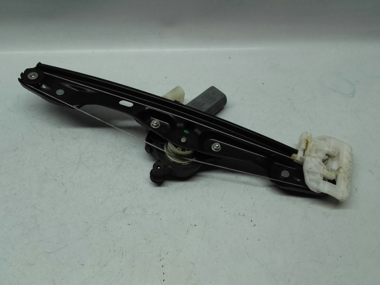 Right rear window regulator BMW 1 (F20) Imagem-1