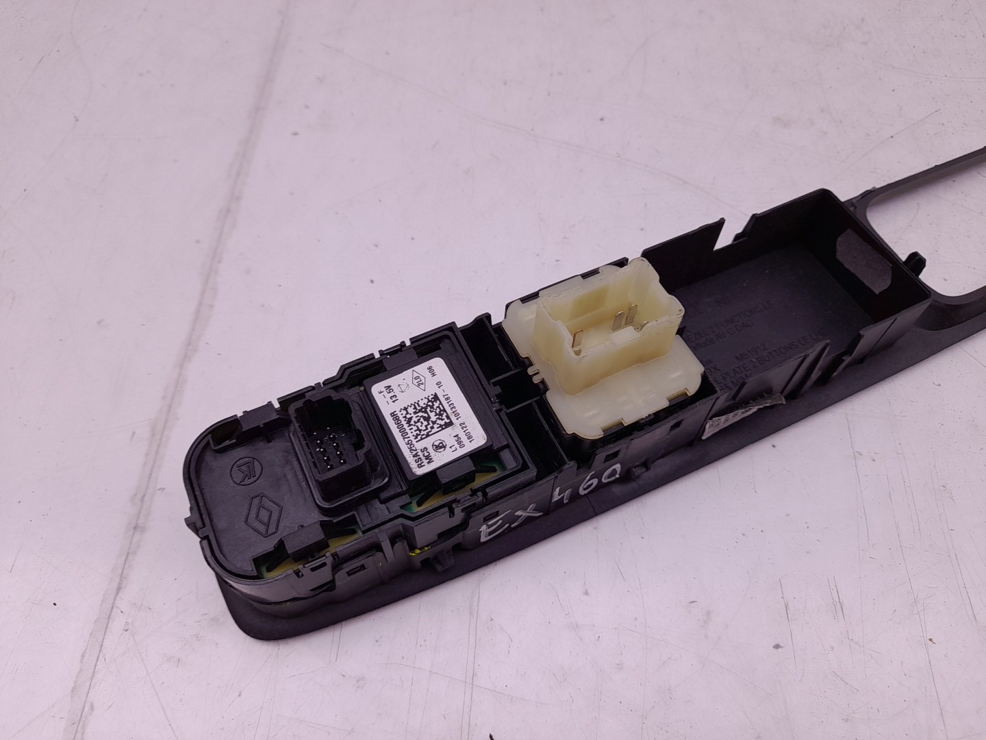 Left Front window control RENAULT Clio IV (BH_) Imagem-3