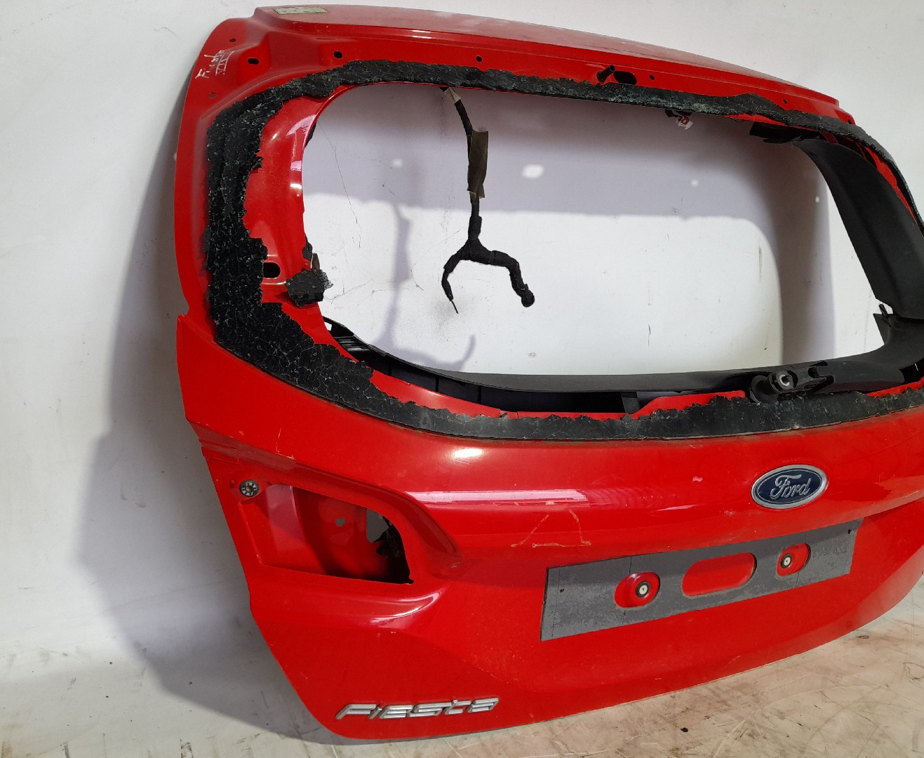 Tailgate / Trunk lid FORD Fiesta VII (HJ, HF) Imagem-1