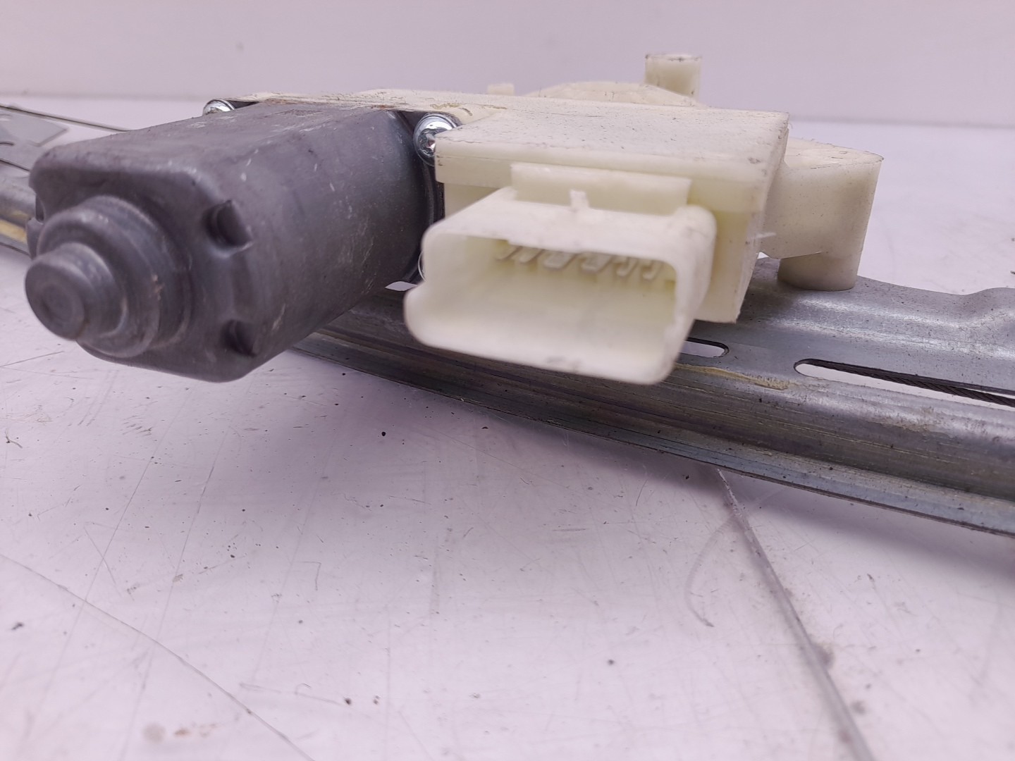 Left rear window regulator PEUGEOT 308 II Imagem-1