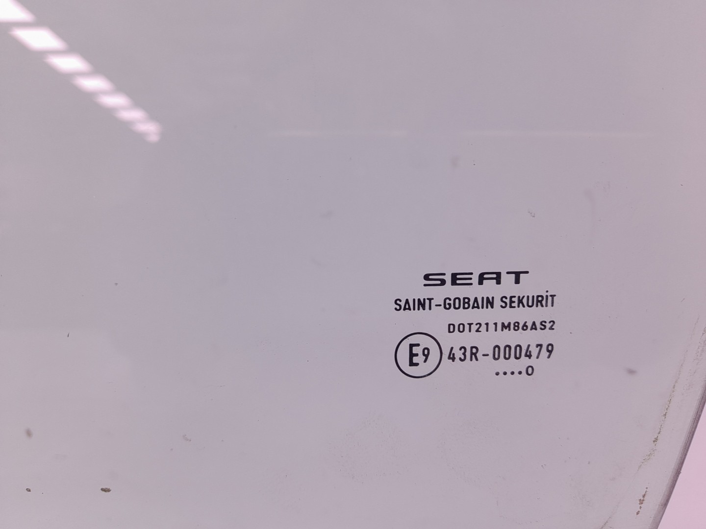 Vitre porte avant gauche SEAT Altea XL (5P5, 5P8) Imagem-1