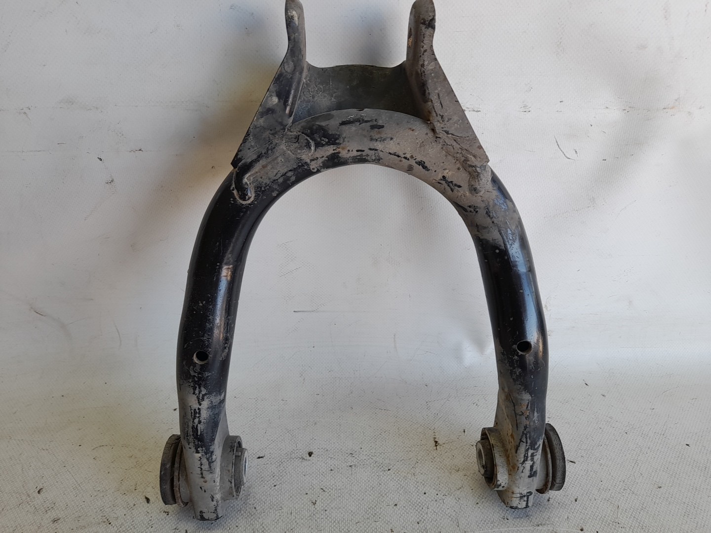 Bras de suspension Avant gauche AUDI A6 Avant (4B5, C5) Imagem-1