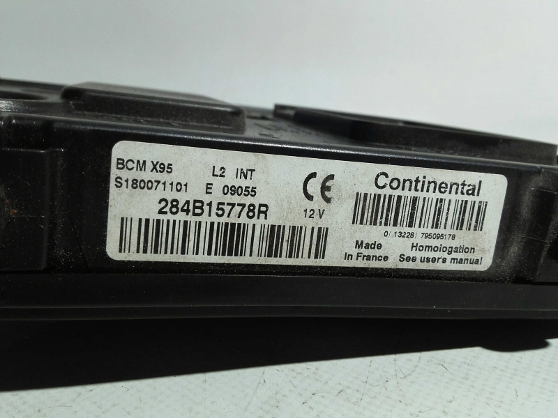 Module de confort RENAULT Megane III (BZ0_) Imagem-1
