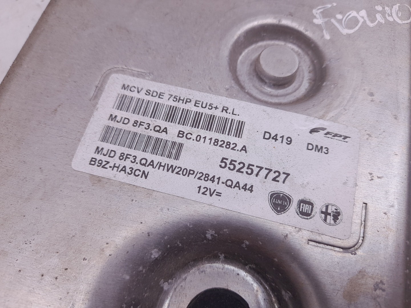 Engine control unit / ECU FIAT Fiorino Furgão/Combi (225_) Imagem-2