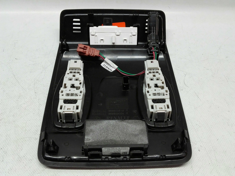 Front seat light RENAULT Captur II Imagem-1