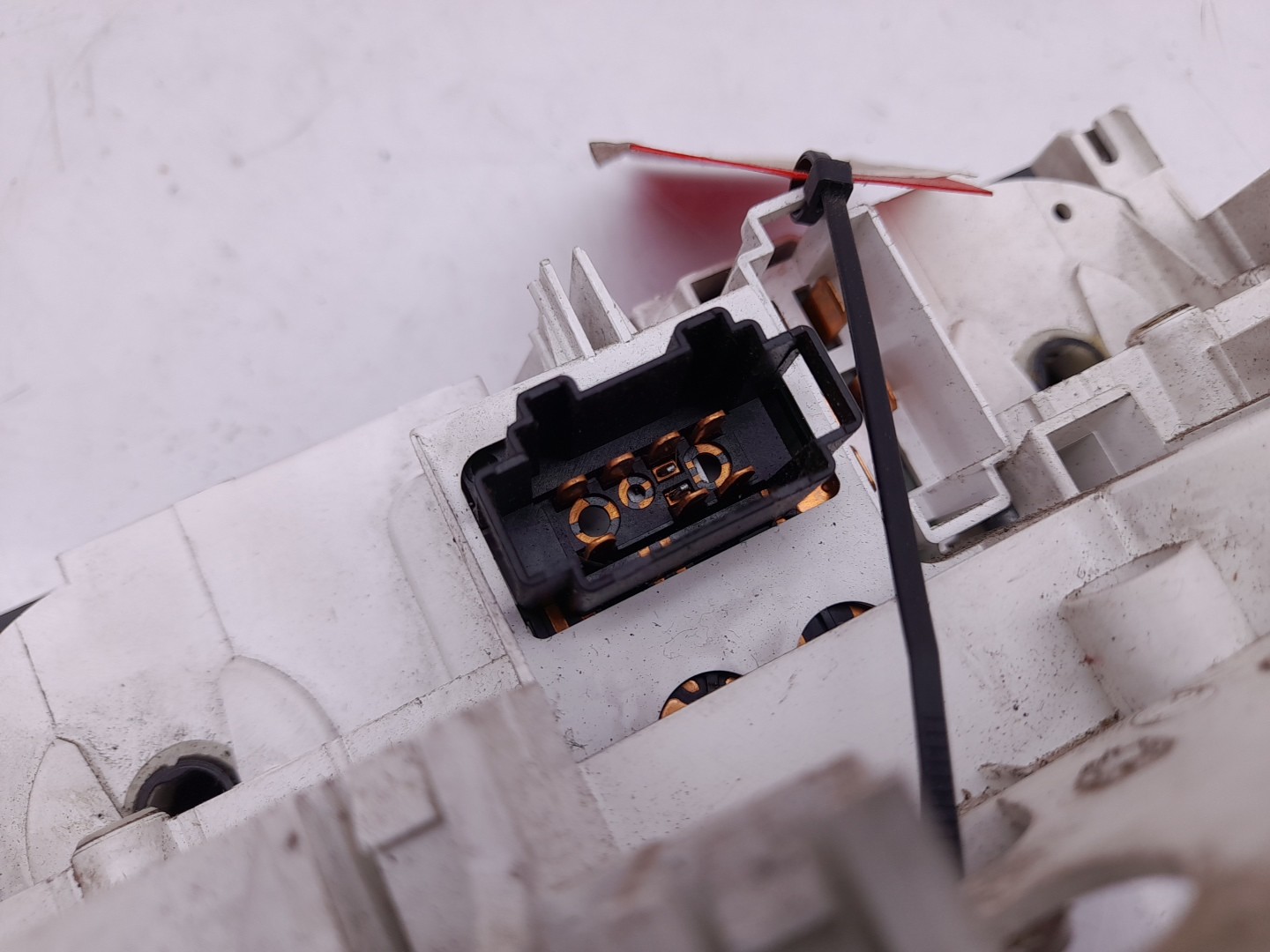 Botón / interruptor de aire acondicionado VOLKSWAGEN Lupo (6X1, 6E1) Imagem-2