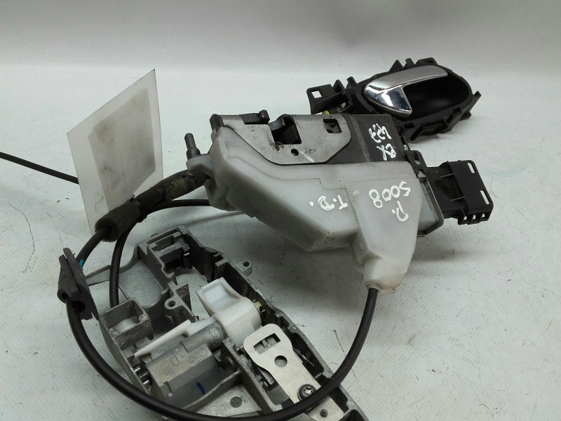 Fechadura / fecho porta trás direito