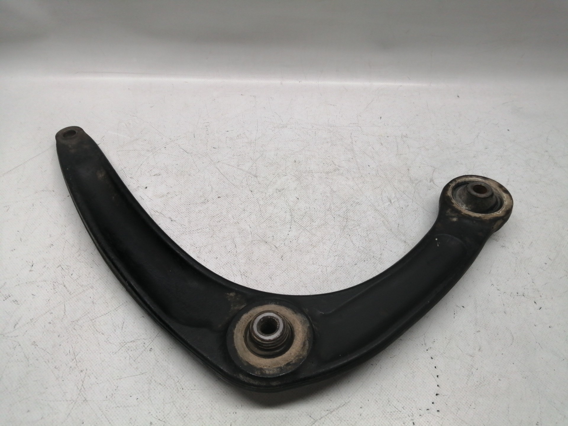 Brazo suspensión delantero izquierdo PEUGEOT 5008 I (0U_, 0E_) Imagem-2