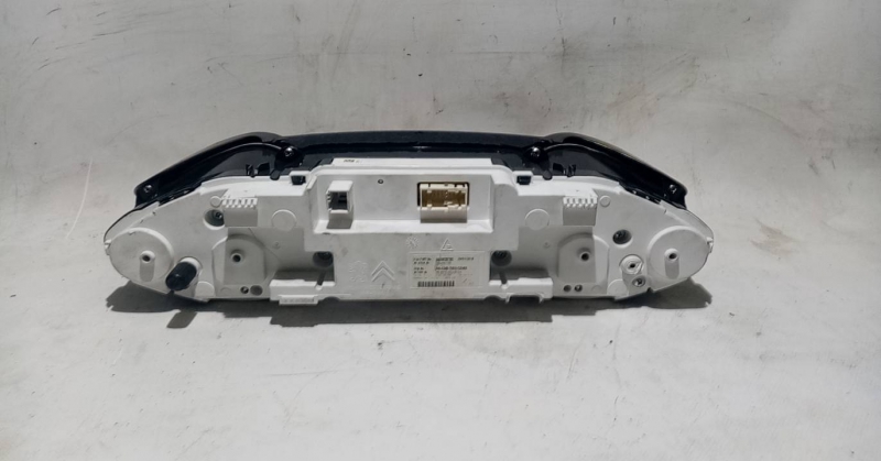 Quadrante / painel de instrumentos PEUGEOT 308 II Imagem-1