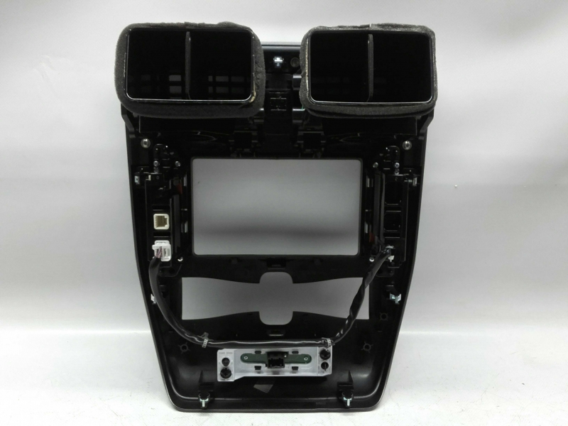 Moldura consola central / radio / aro NISSAN Leaf EV (ZE0) Imagem-1