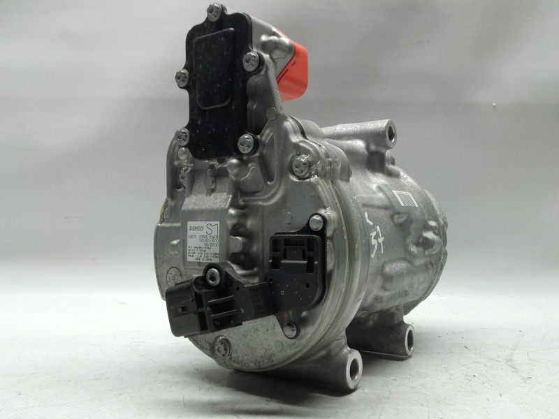 Compresor A/A NISSAN Leaf EV (ZE1) Imagem-2
