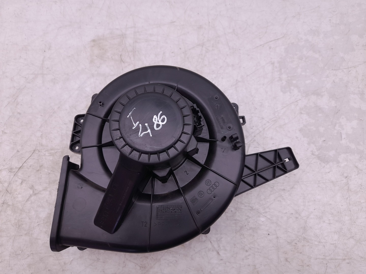 Heater Blower Motor SKODA Fabia II Hatchback (542, 5J) Imagem-1