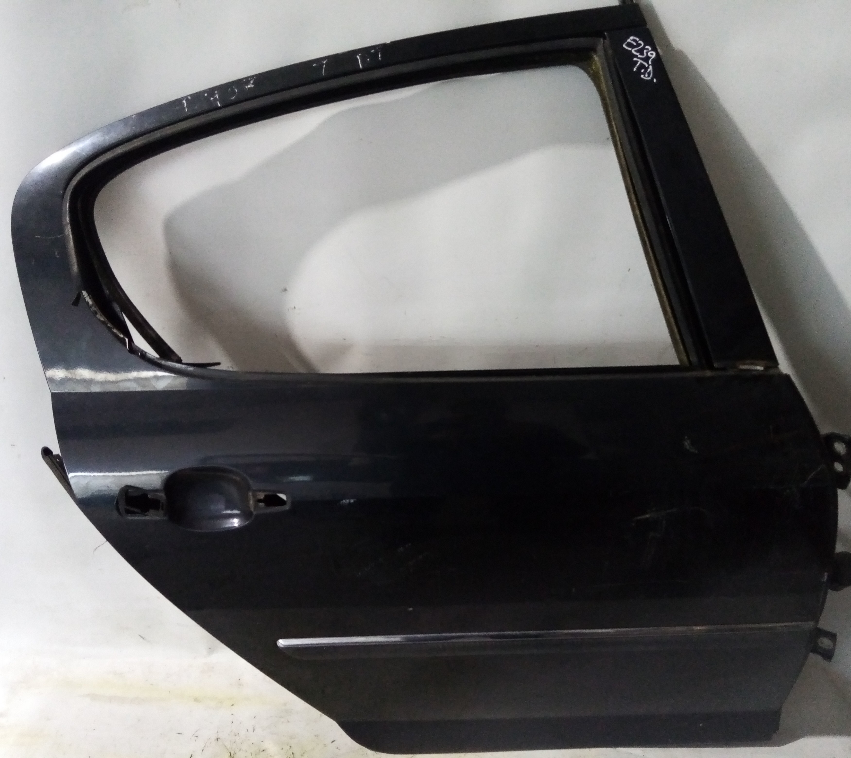 Right rear door