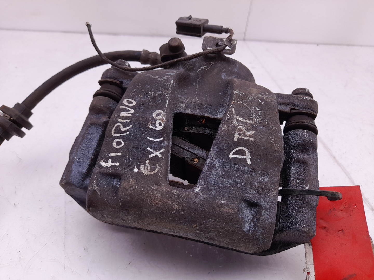 Pinza freno anteriore destra