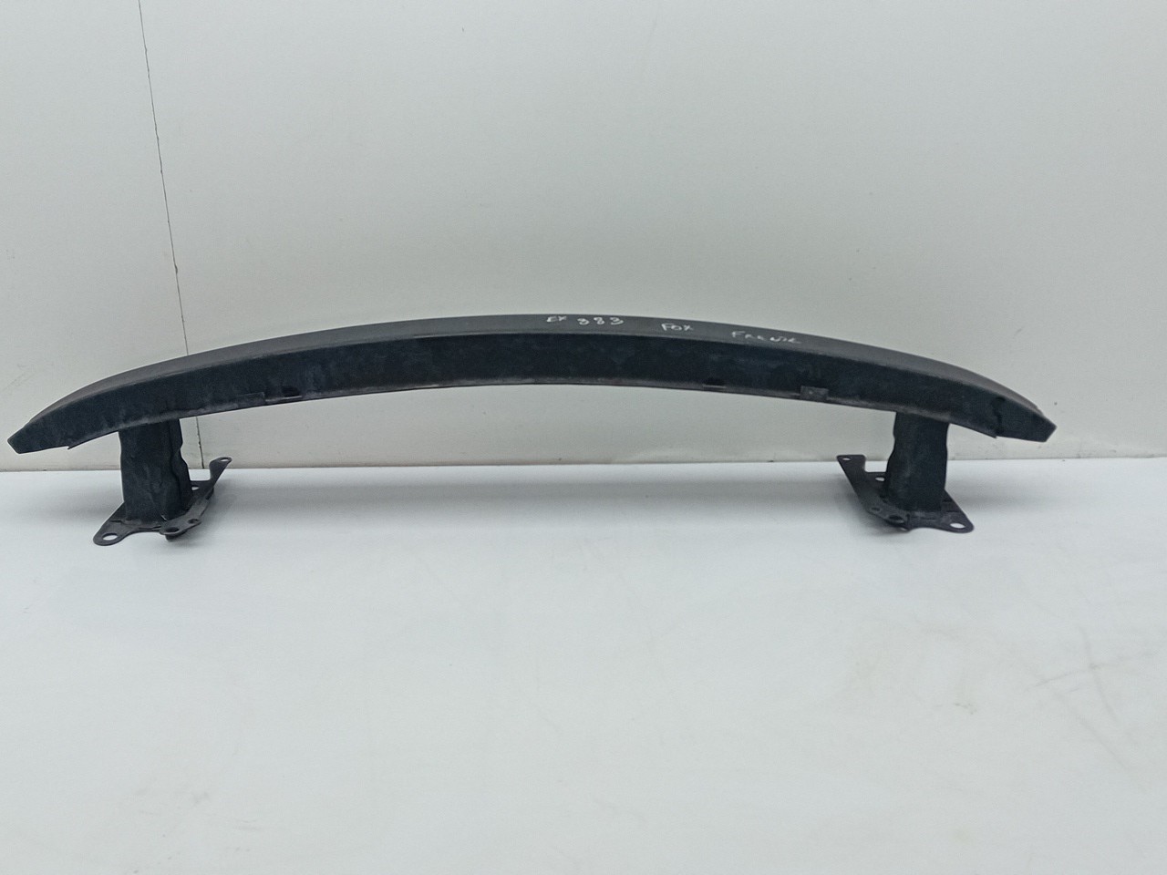 Front bumper reinforcement VOLKSWAGEN Fox (5Z1, 5Z3, 5Z4) Imagem-1