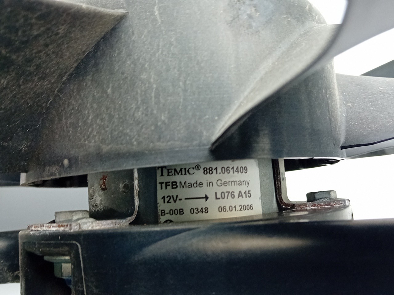 Cooling fan VOLKSWAGEN Fox (5Z1, 5Z3, 5Z4) Imagem-3