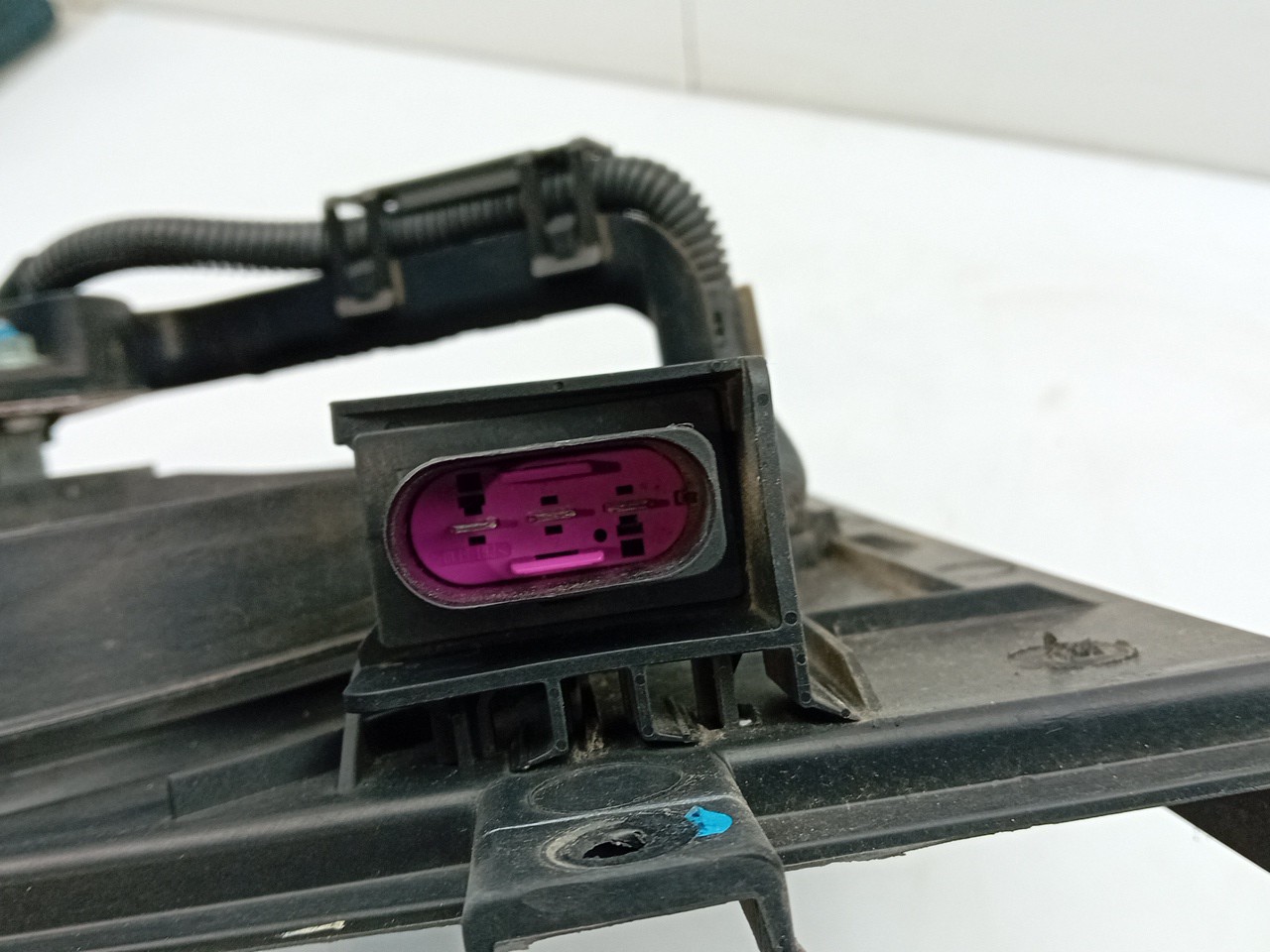 Cooling fan VOLKSWAGEN Fox (5Z1, 5Z3, 5Z4) Imagem-2