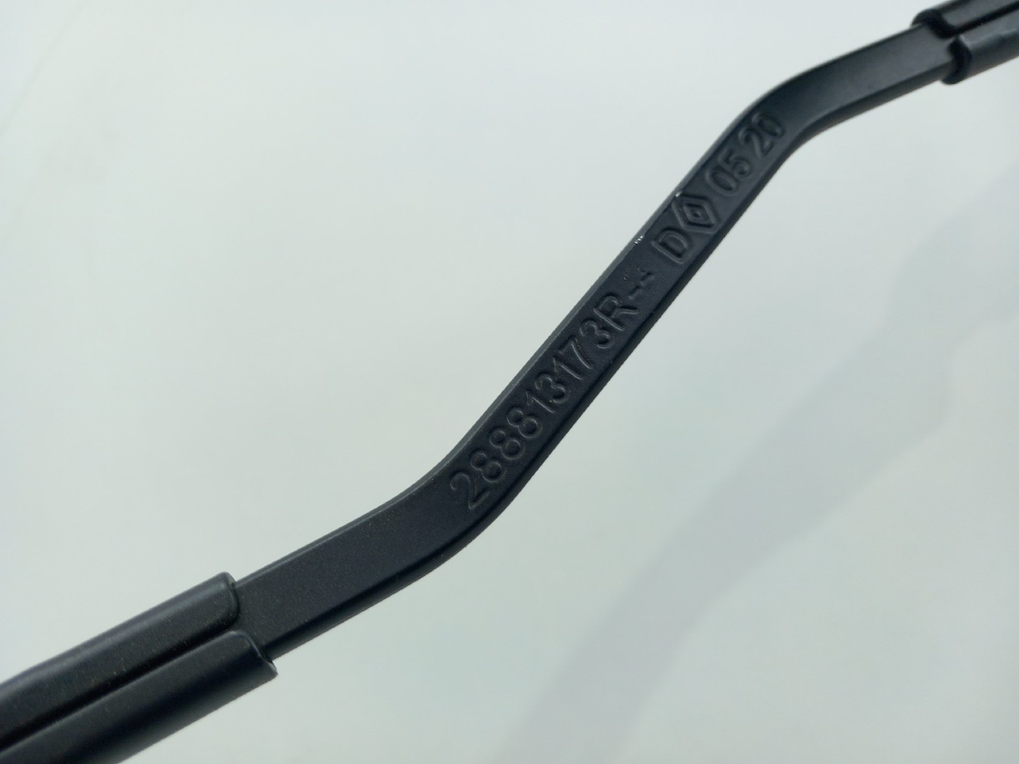 Windscreen wiper arm Left front RENAULT Clio V (BF_) Imagem-1