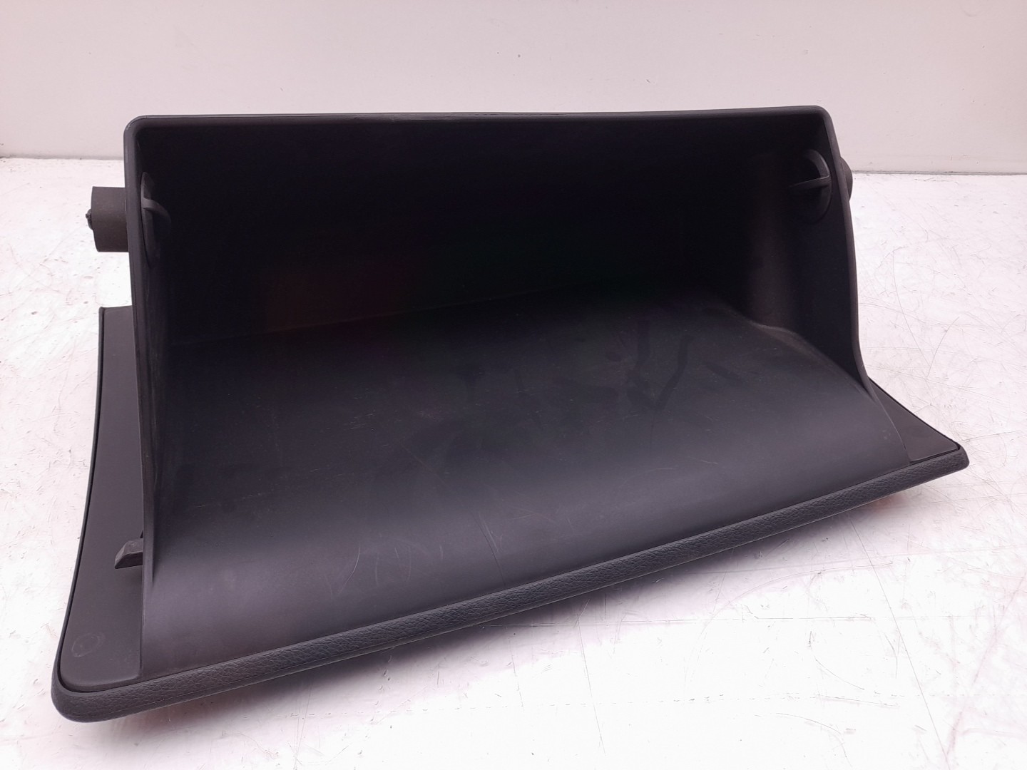 Glove Box / Compartment KIA Stonic (YB) Imagem-1