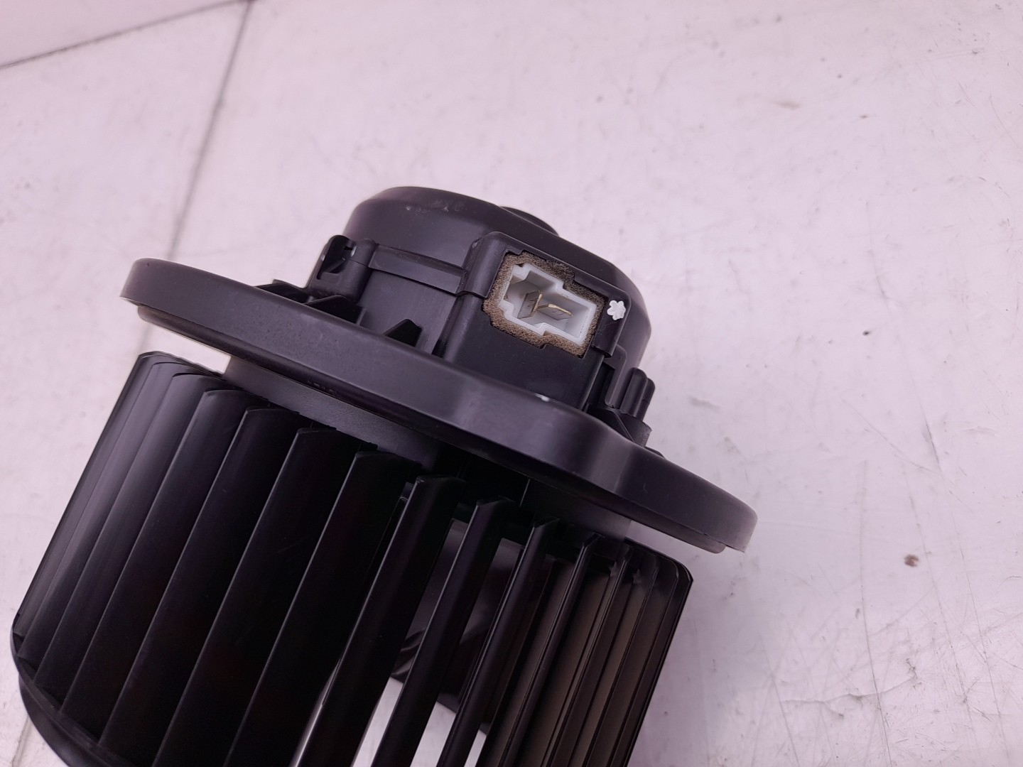 Motor de calefacción KIA Stonic (YB) Imagem-2