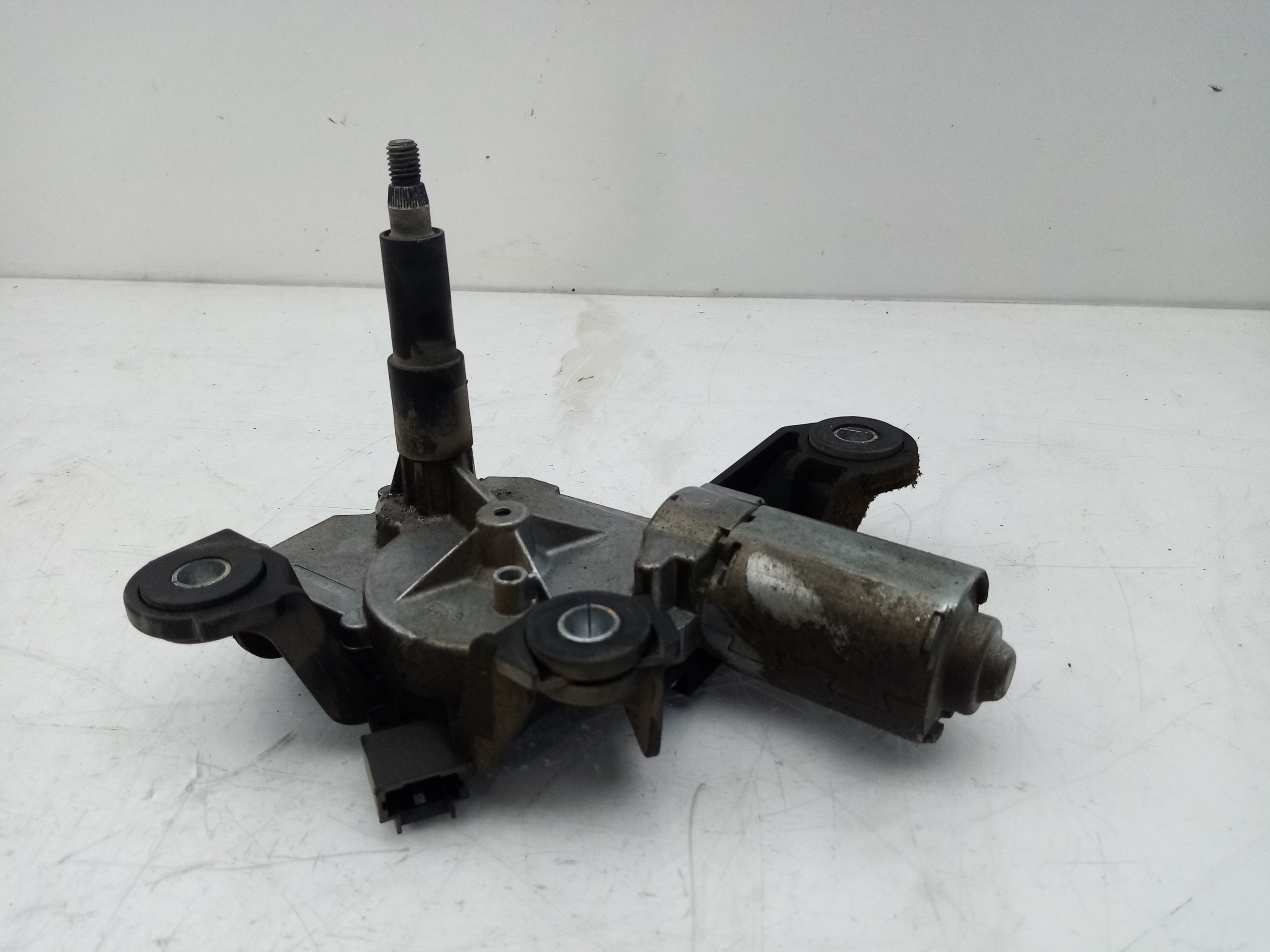Essuie-glace moteur arrière
