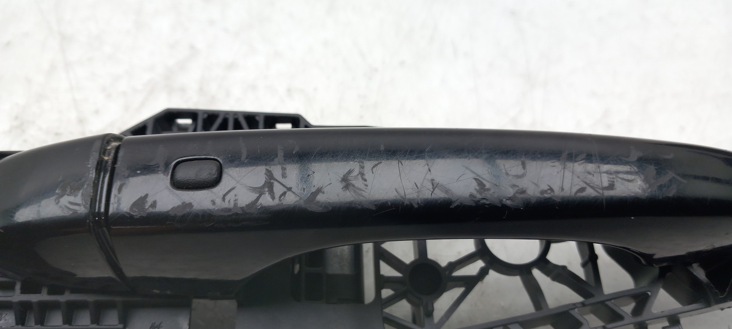 Right front door handle JEEP Compass (MP, M6) Imagem-1