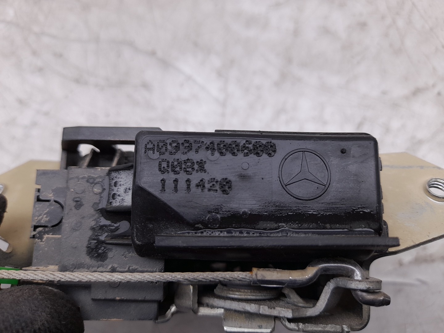 Serratura / chiusura baule MERCEDES-BENZ GLB-Class (X247) Imagem-4
