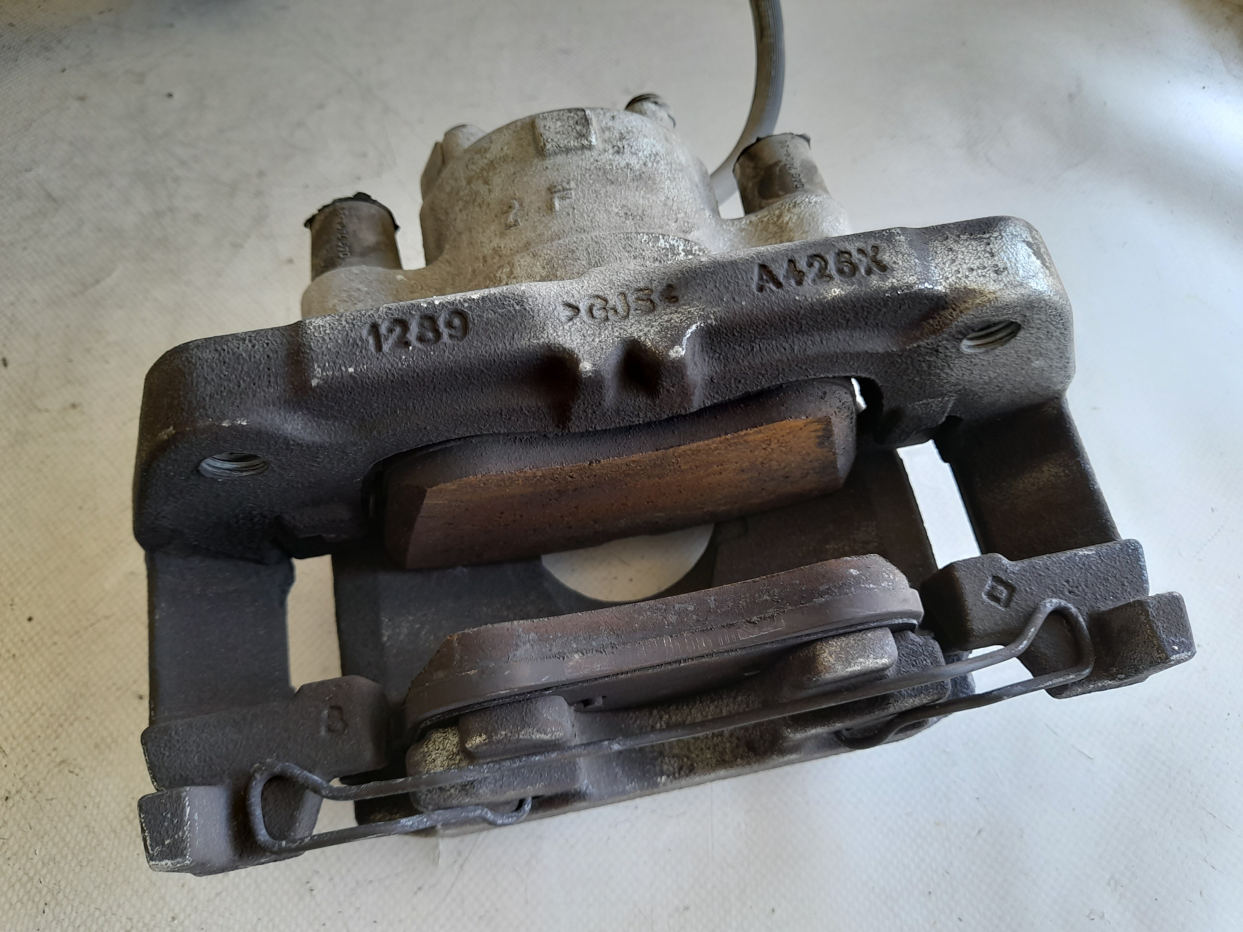 Étrier de frein avant Droite FORD Focus IV Imagem-1