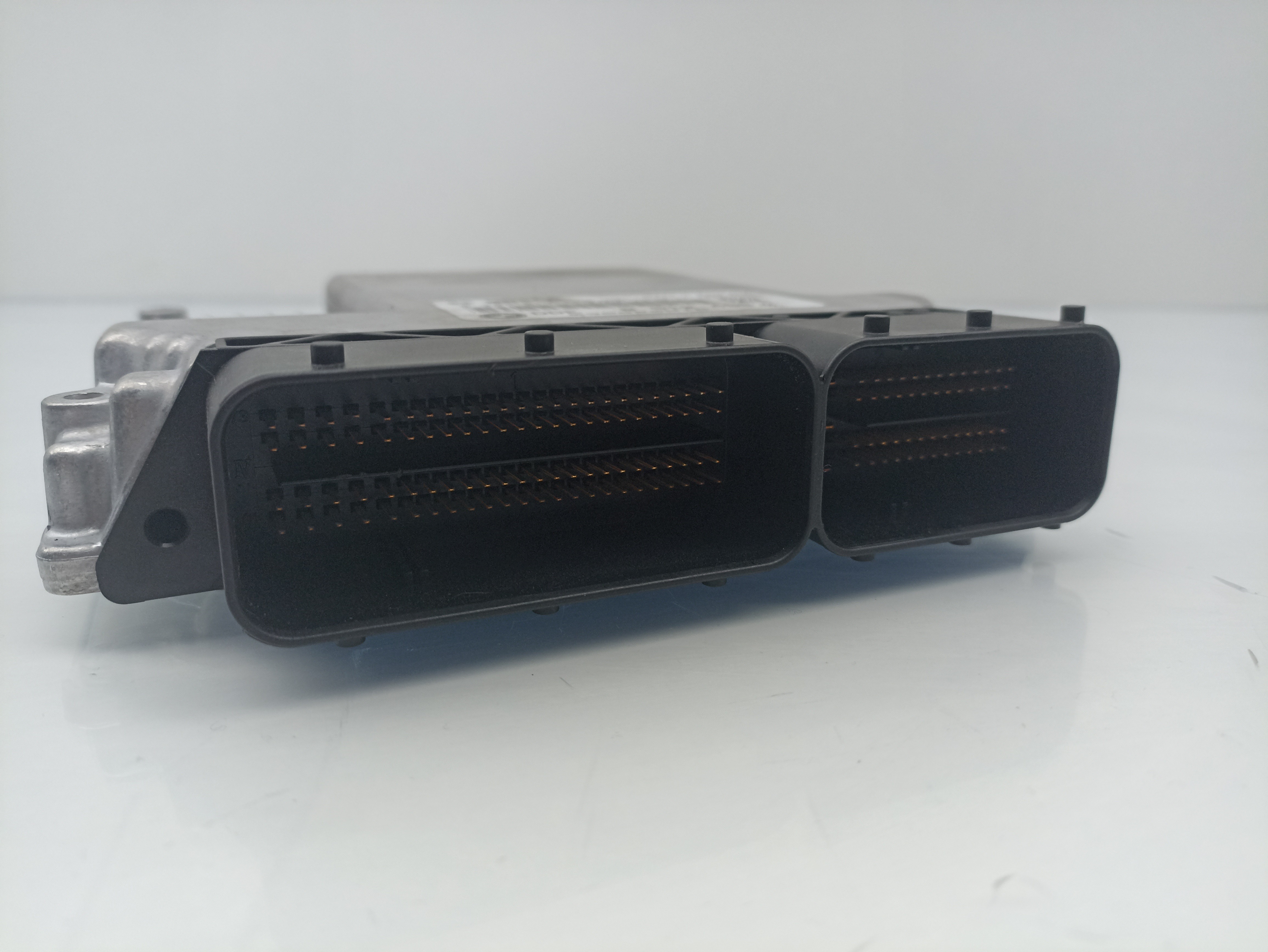 Engine control unit / ECU BMW X1 (E84) Imagem-1