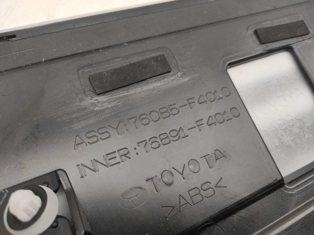 Spoiler / aileron da tampa da mala TOYOTA C-HR (_X1_) Imagem-2